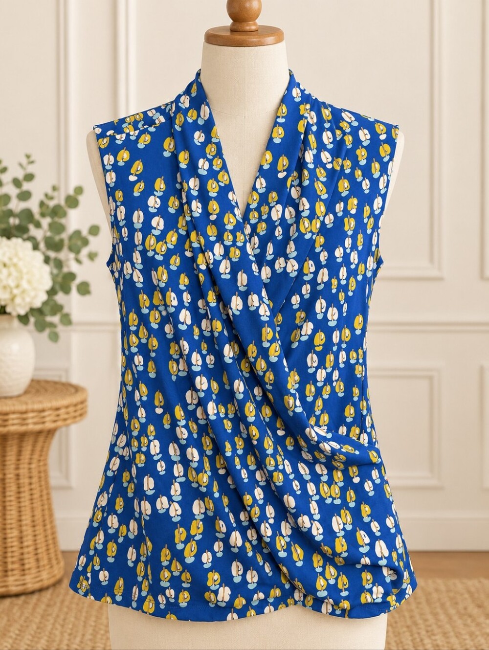 J.McLaughlin Sleeveless Wrap Front Top Blue Yellow Print Size Medium